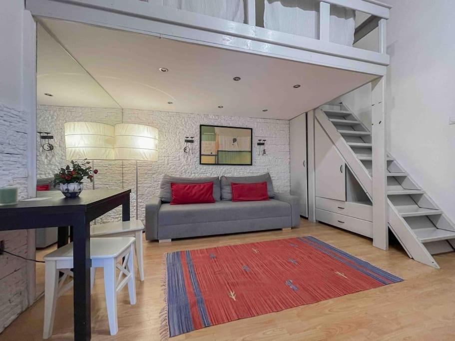 B15 Downtown Cosy Apartment บูดาเปสต์ ภายนอก รูปภาพ